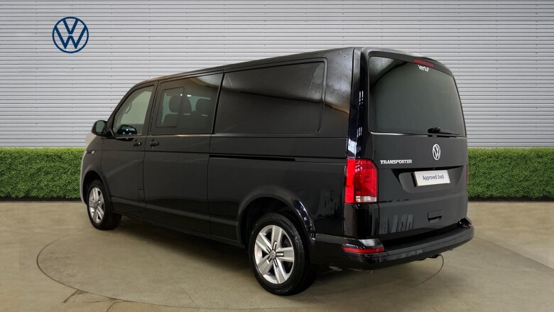 Volkswagen Transporter T32 Lwb Diesel 2.0 TDI 150 Highline Kombi Van DSG